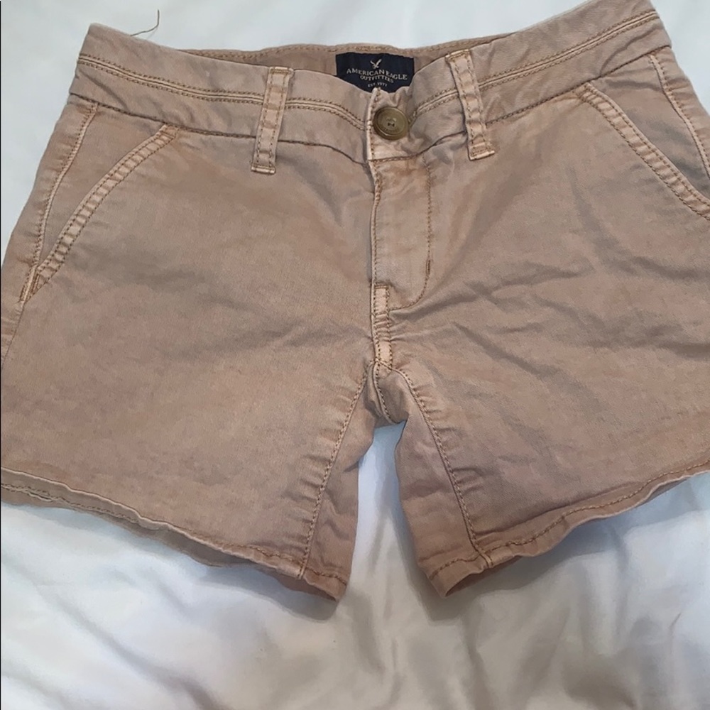 american eagle khaki shorts